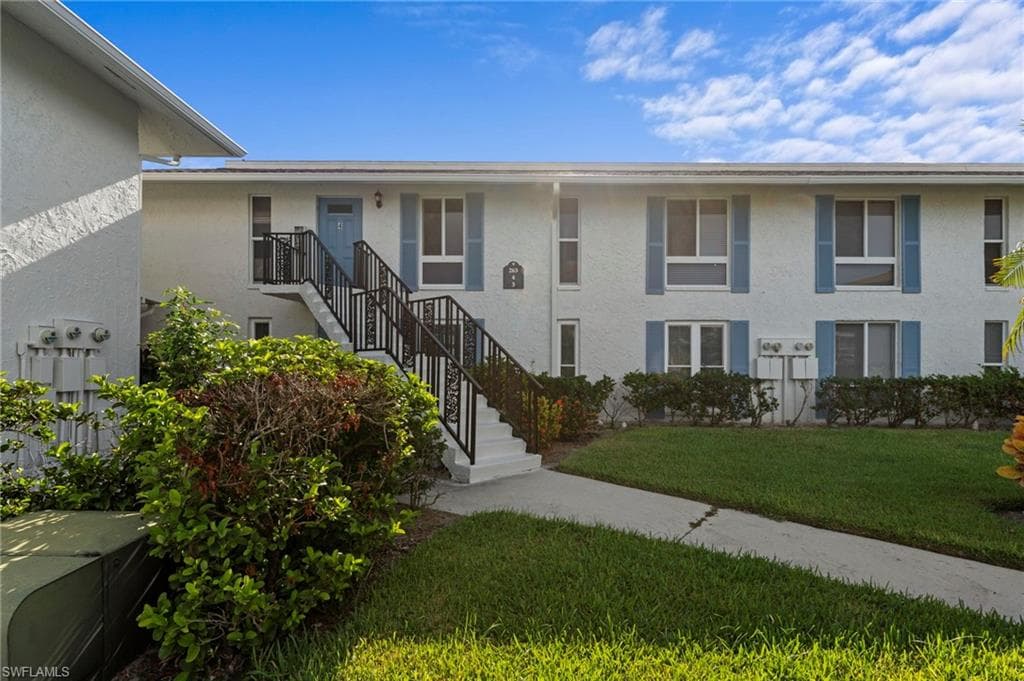 263 Palm DR 4-1