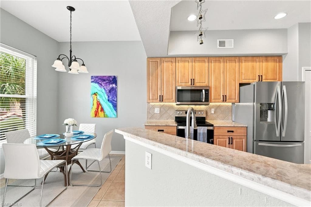 9265 Belleza WAY 204-5