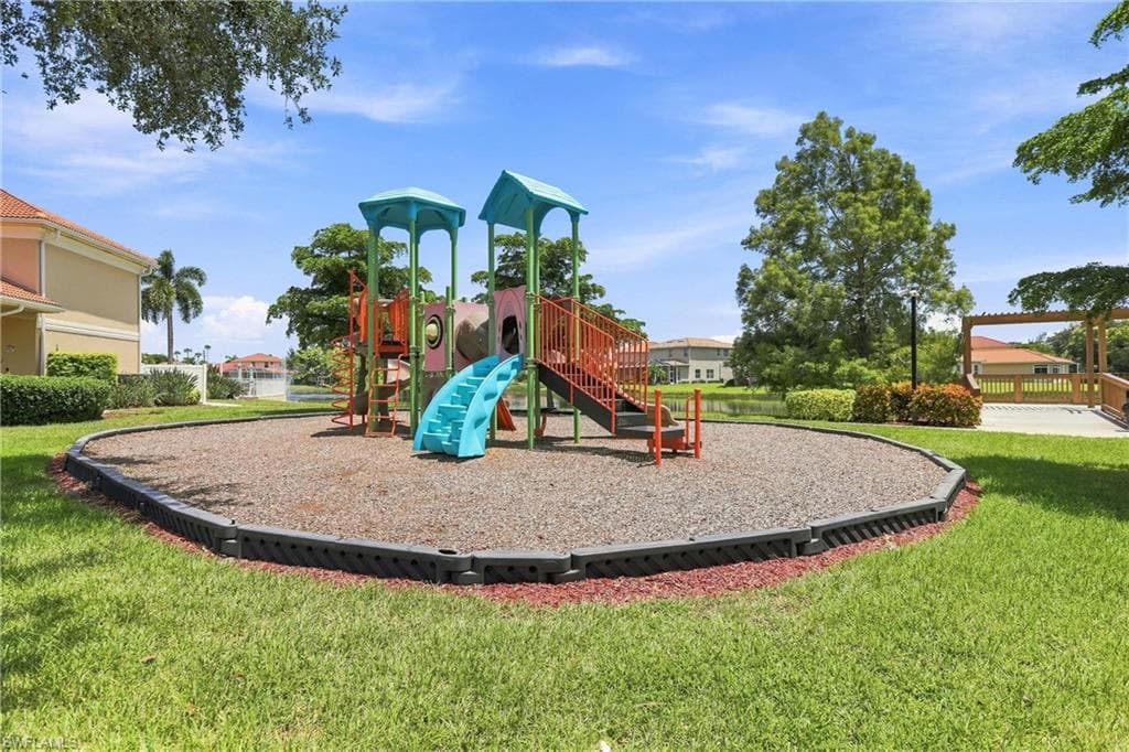9265 Belleza WAY 204-36
