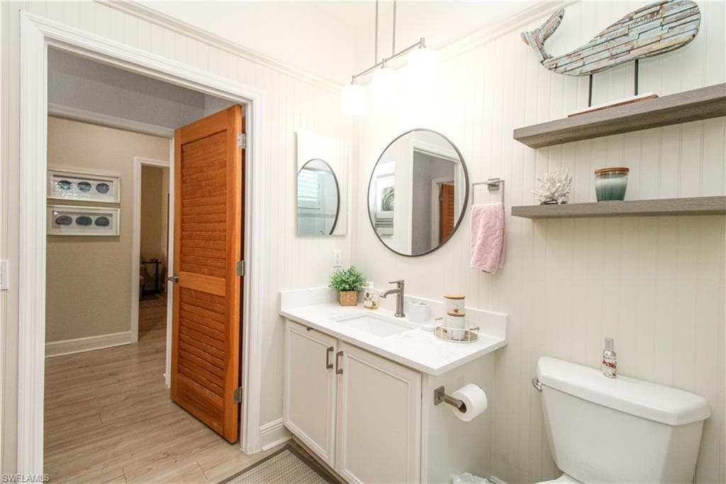 4853 Hampshire CT 107-13