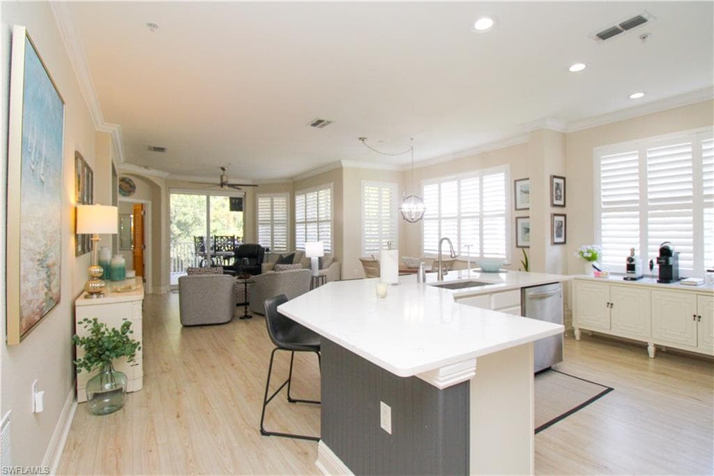 4853 Hampshire CT 107-17