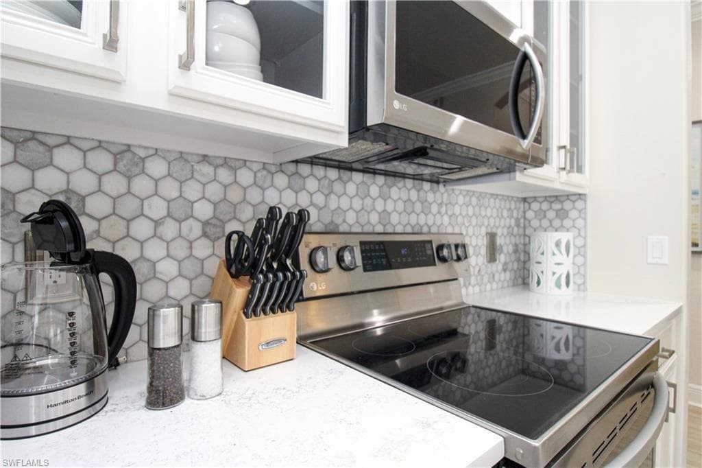 4853 Hampshire CT 107-22