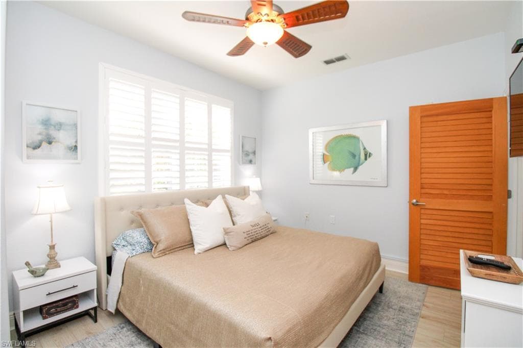 4853 Hampshire CT 107-10