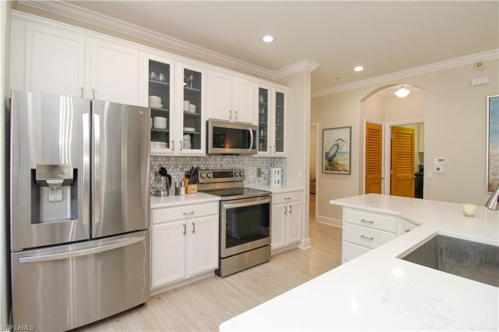 4853 Hampshire CT 107-15