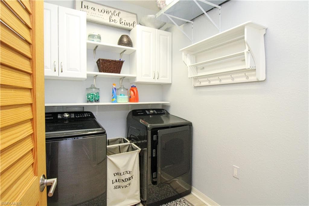 4853 Hampshire CT 107-35