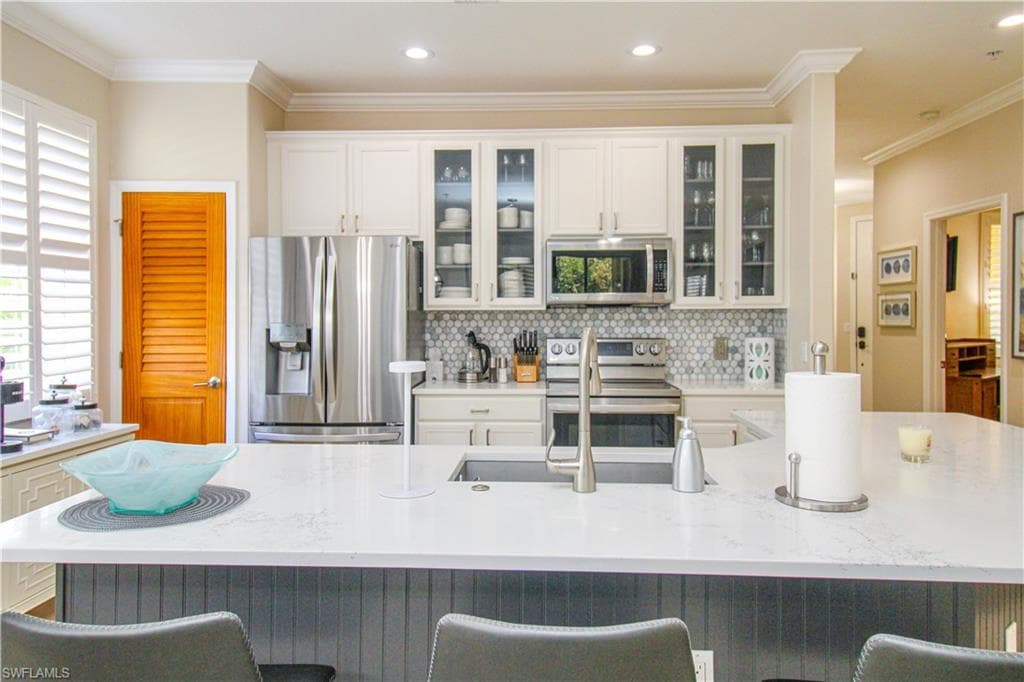 4853 Hampshire CT 107-21