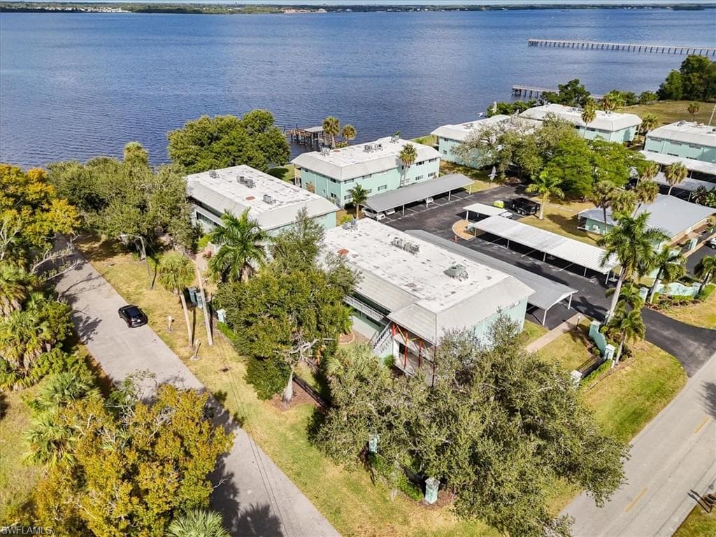 3225 E Riverside DR 63F-2