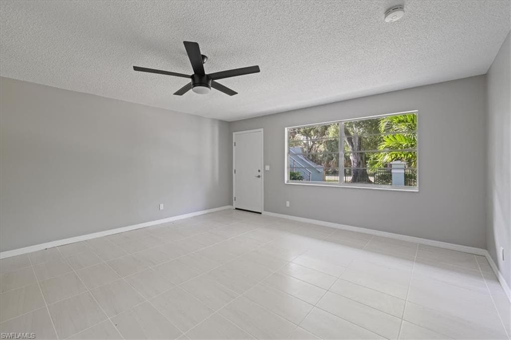 3225 E Riverside DR 63F-4
