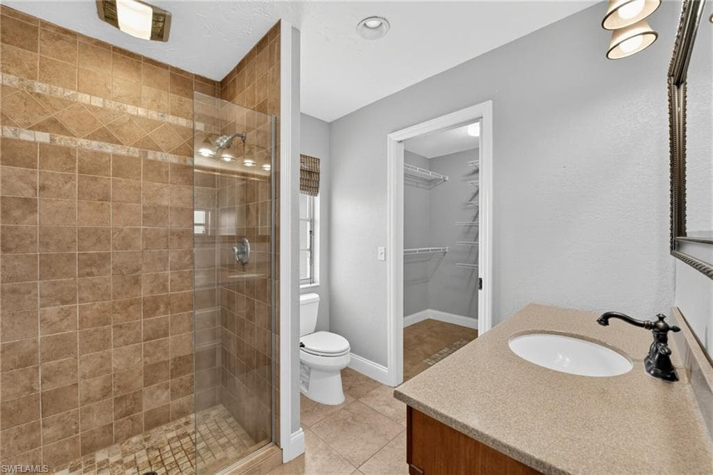 1304 71st ST NW-23