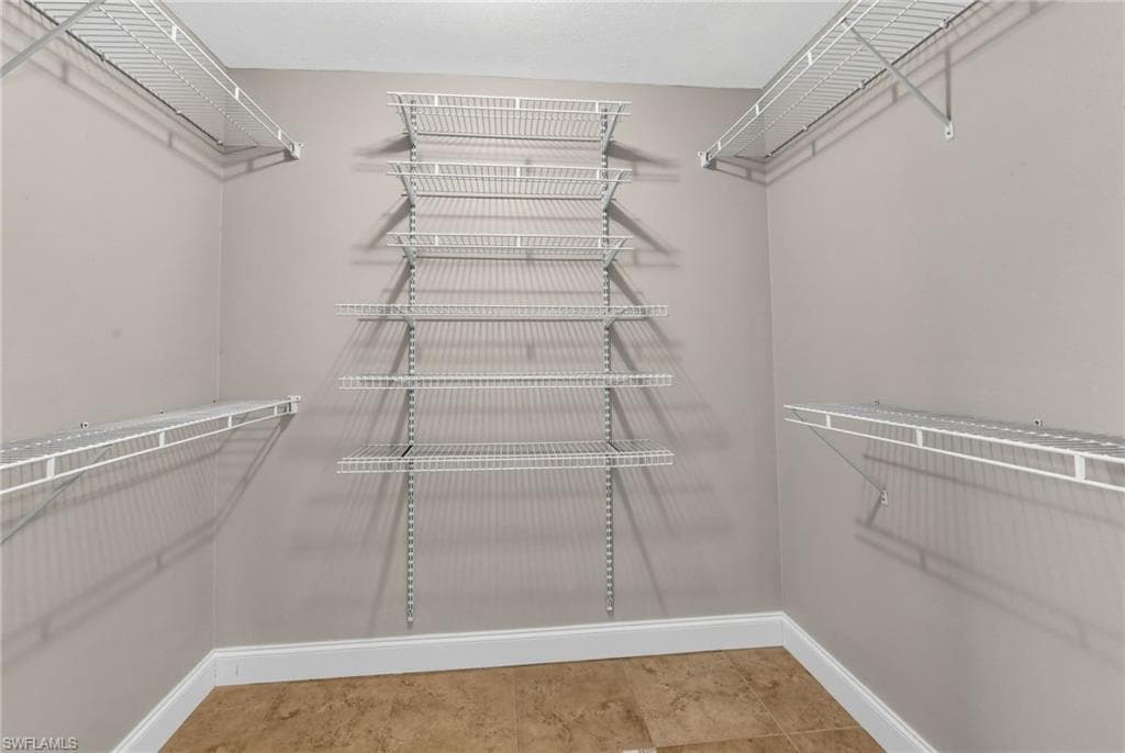 1304 71st ST NW-26