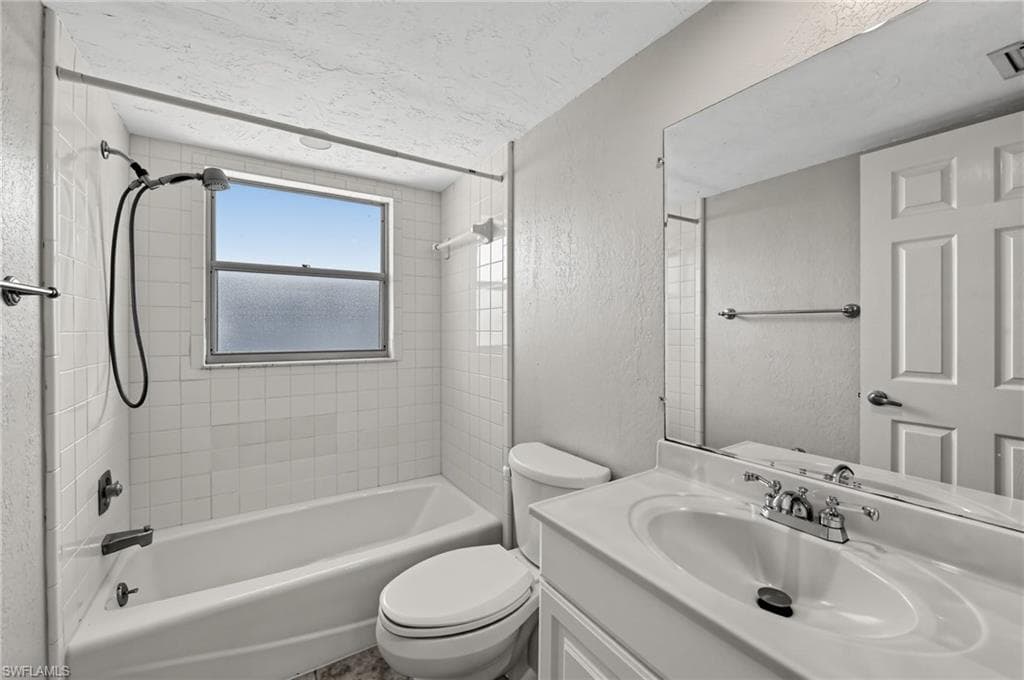 1304 71st ST NW-22