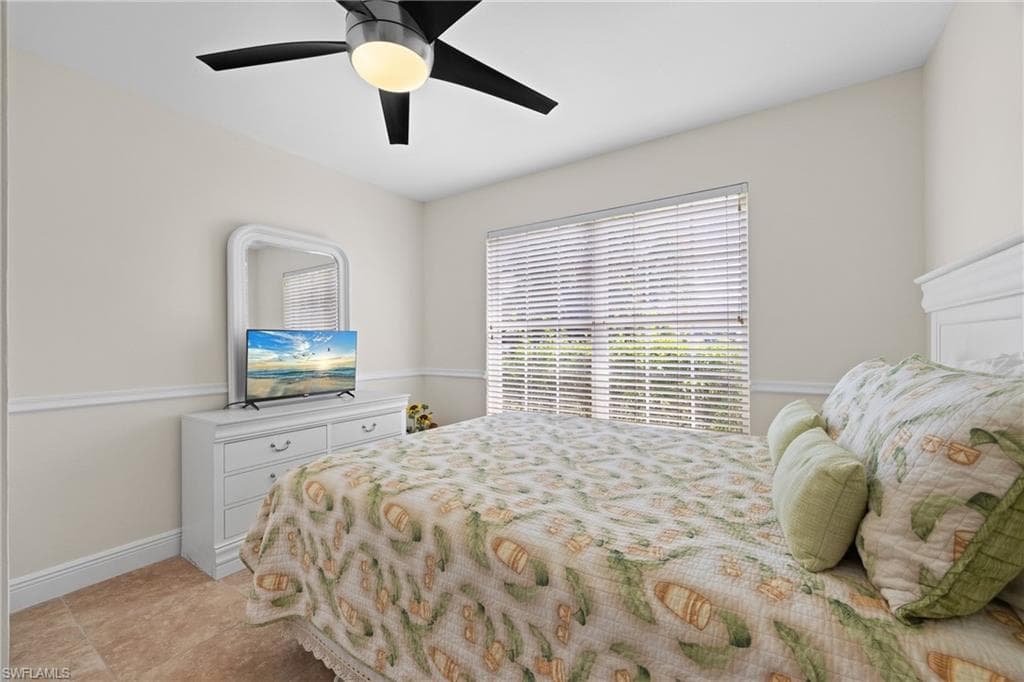 6632 Merryport LN-17