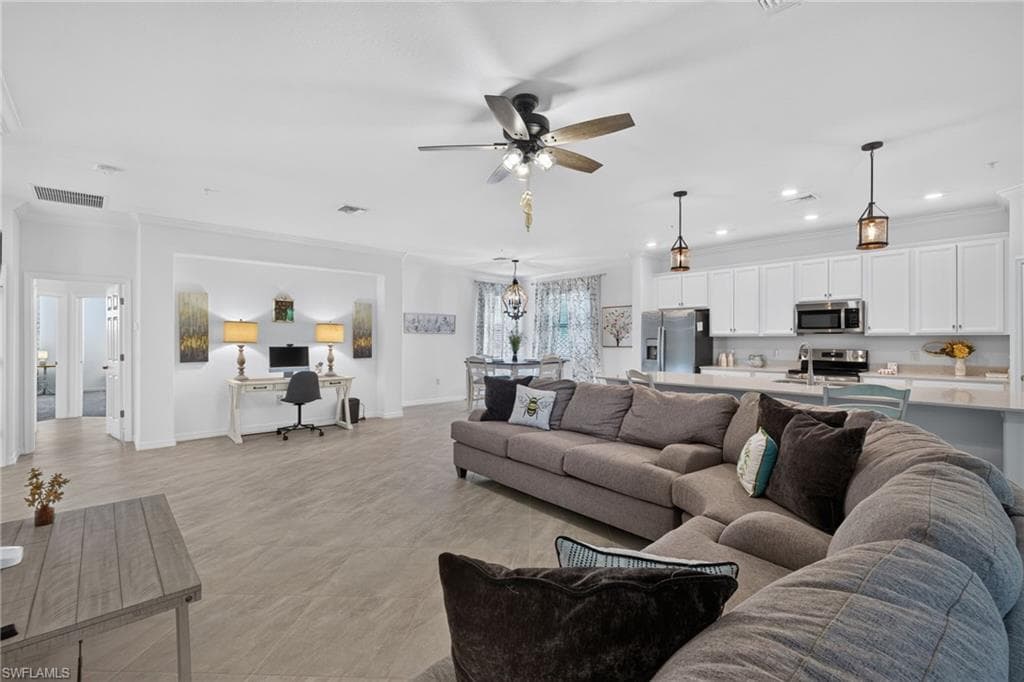 12015 Hawthorn Lake DR 201-5