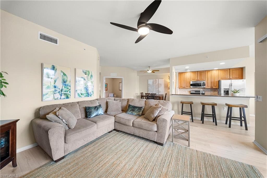 10290 Heritage Bay BLVD 3215-17