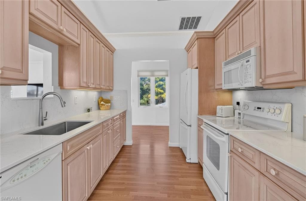 660 14th AVE S-43