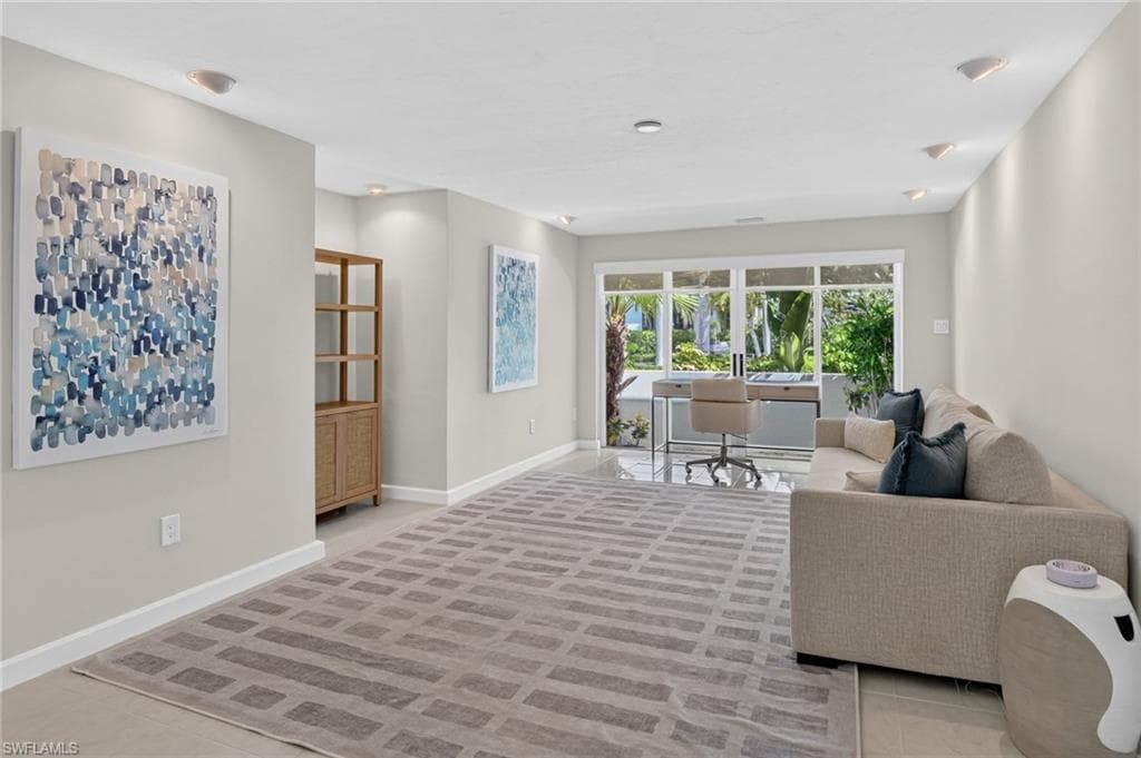 660 14th AVE S-7