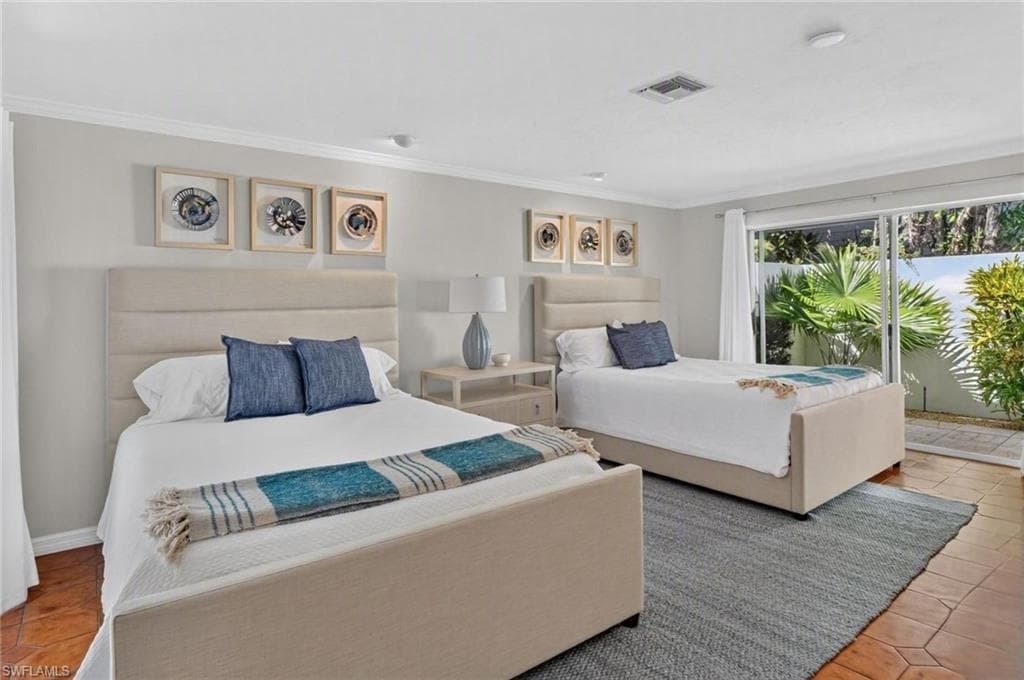 660 14th AVE S-25