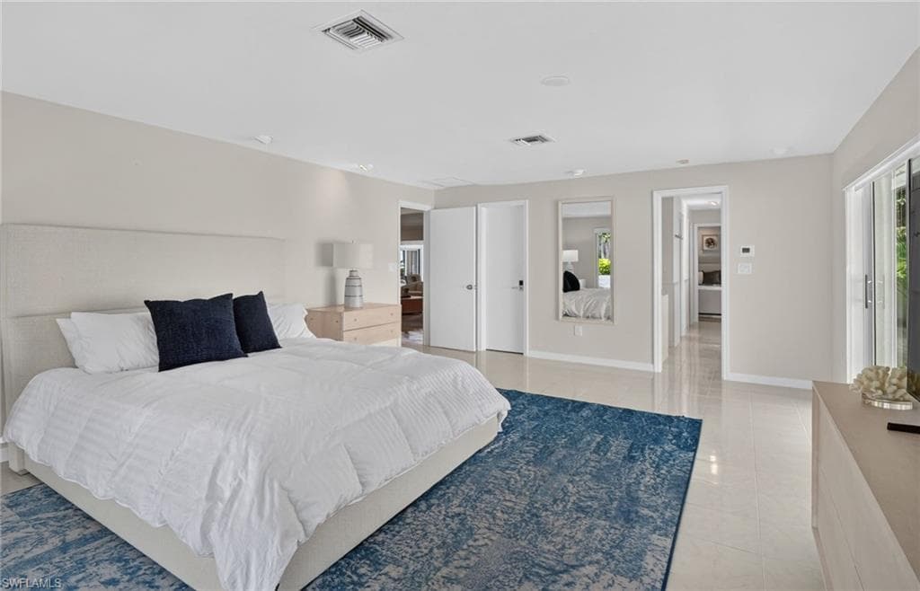 660 14th AVE S-21