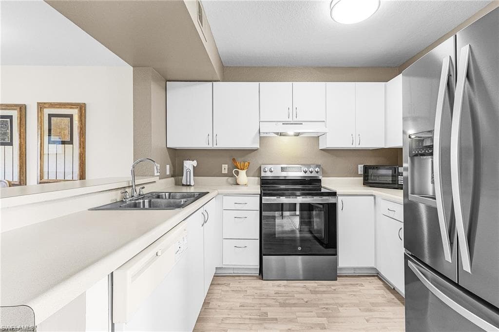 8274 Key Royal CIR 1022-6