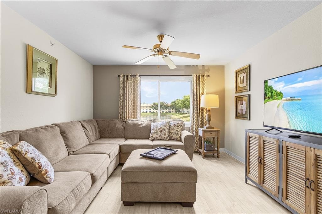 8274 Key Royal CIR 1022-12