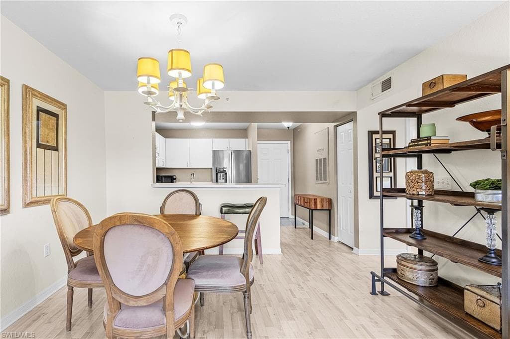 8274 Key Royal CIR 1022-10