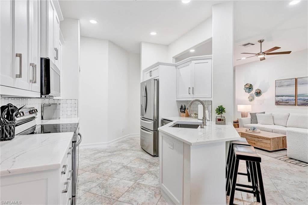 750 Tarpon Cove DR 202-16