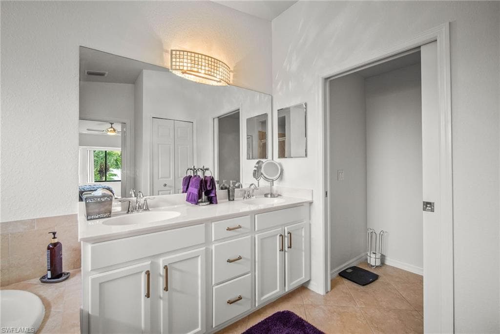 10020 Siesta Bay DR 9026-17