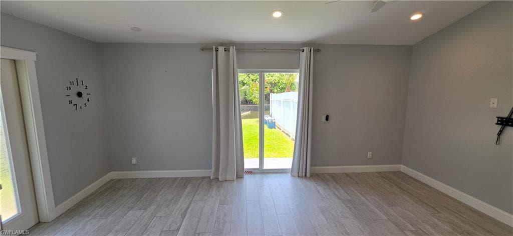 4536 25th AVE SW-28