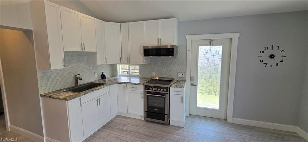 4536 25th AVE SW-31