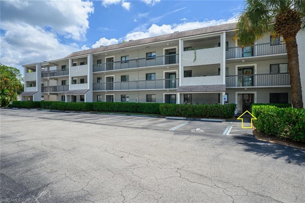 5773 Gage LN 104B-1