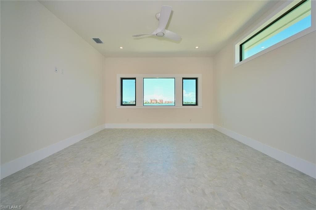 938 San Carlos DR-43