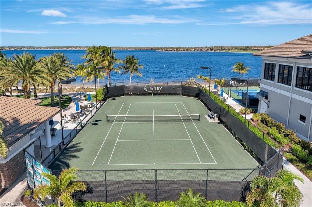 8723 Coastline CT 202-33