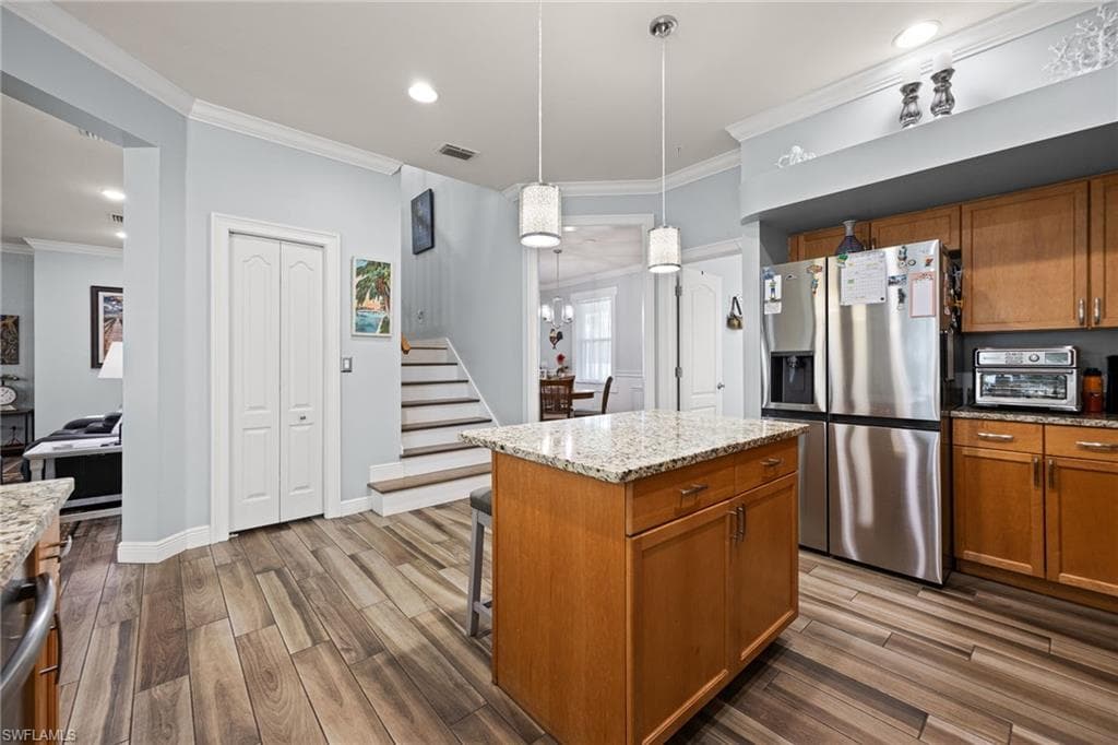16450 Oakview CIR-17
