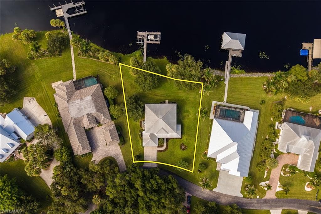 16450 Oakview CIR-47
