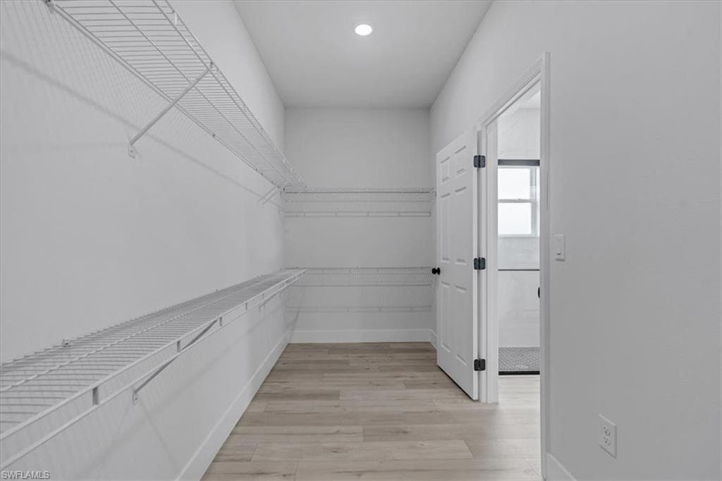 2608 Monza DR-24