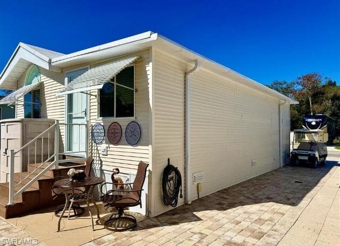 427 Vanda Sanctuary 427-7
