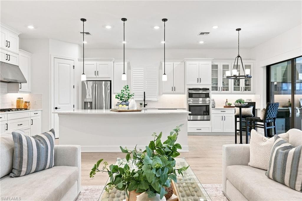 15633 Triesta LN-6