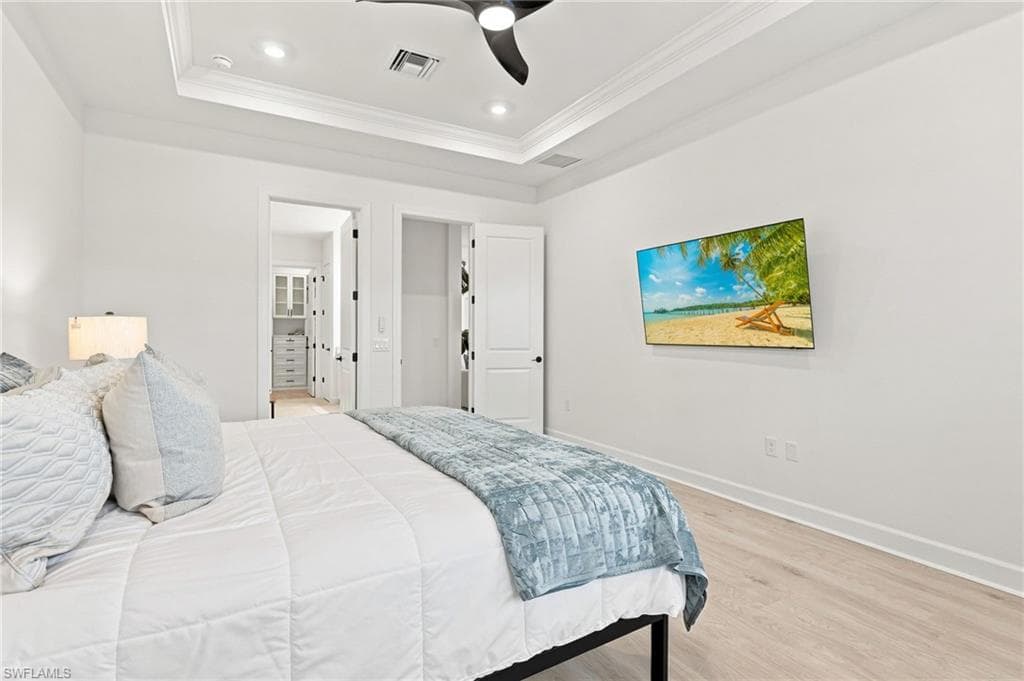 15633 Triesta LN-24