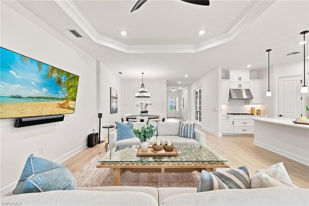 15633 Triesta LN-8