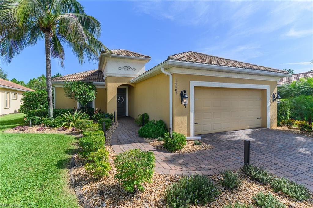 14487 Manchester DR-3