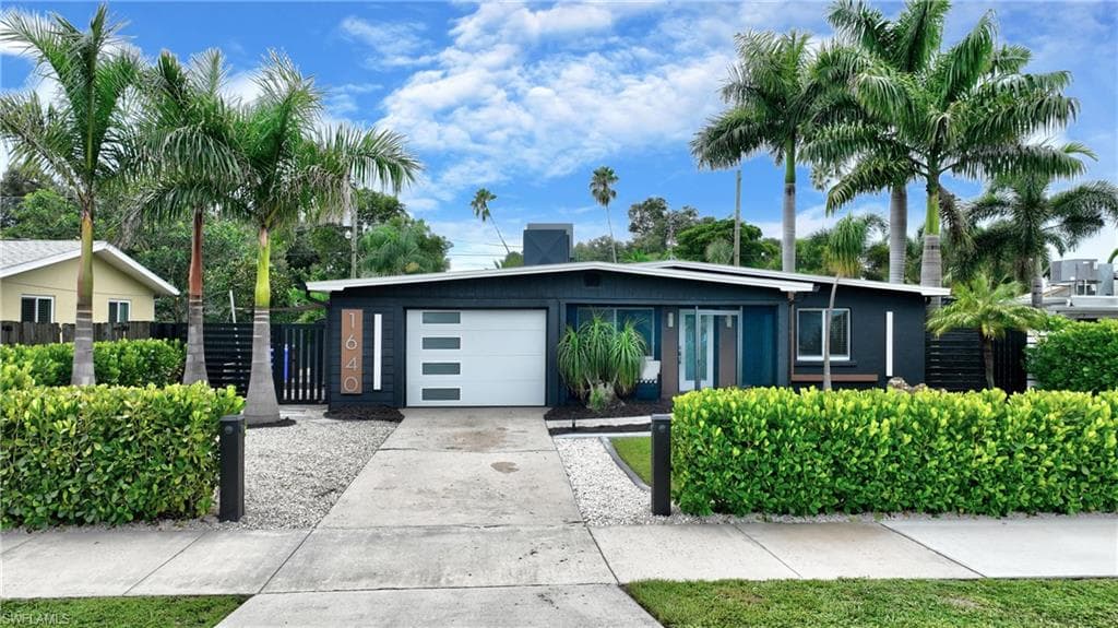 1640 Oakley AVE-1