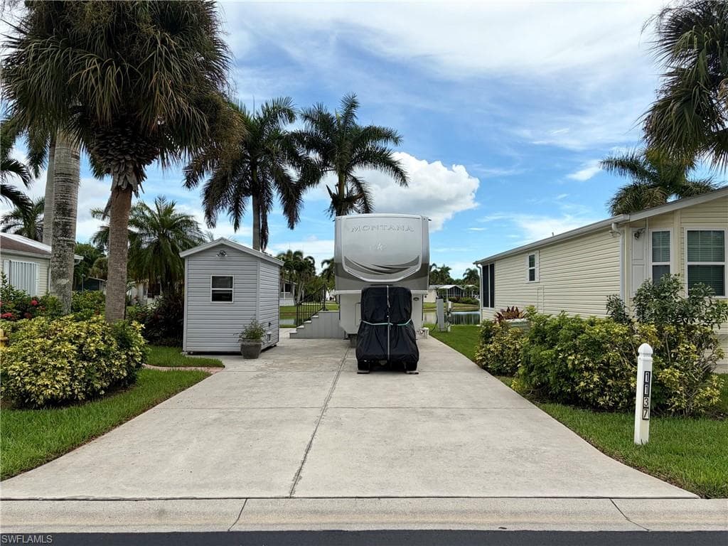 1137 Diamond Lake CIR-1