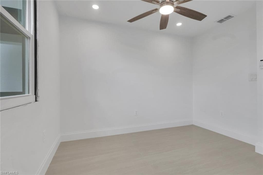 2181 52nd LN SW-18