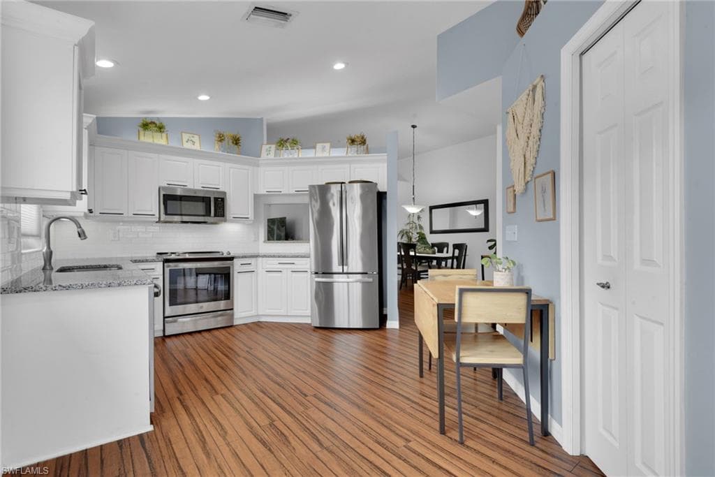 3770 Fieldstone BLVD 1505-6