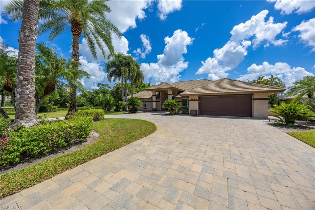 2266 Imperial Golf Co BLVD-2
