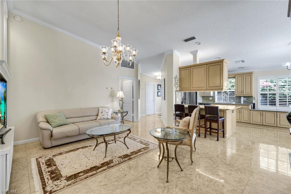 5808 Drummond WAY-11