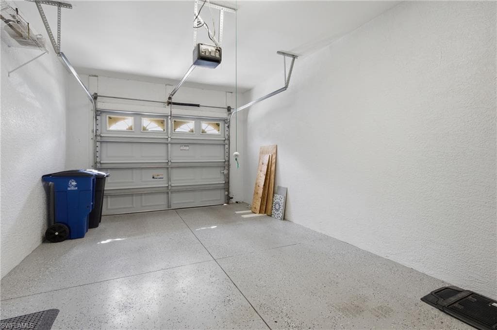 20040 Seagrove ST 1606-6