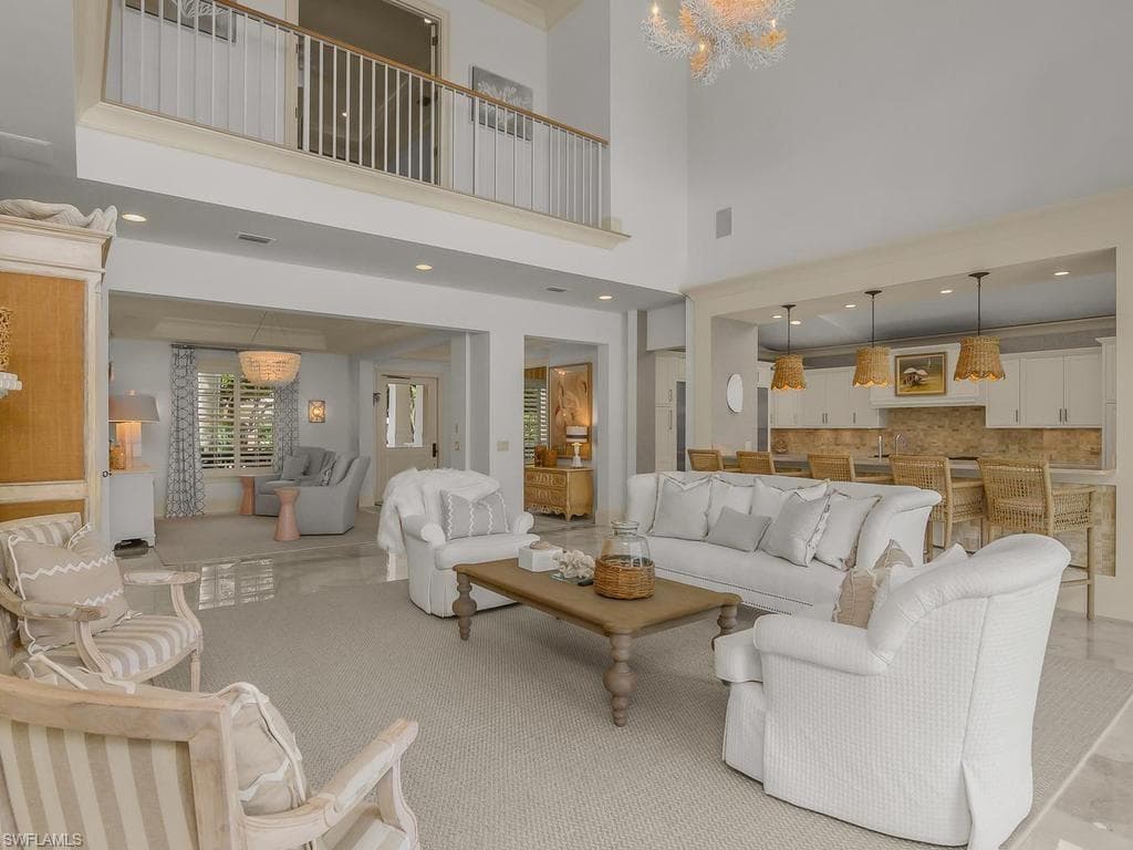 580 15th AVE S-22