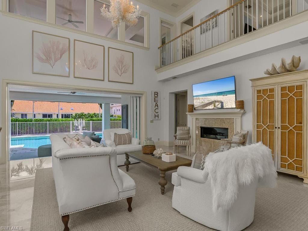580 15th AVE S-9