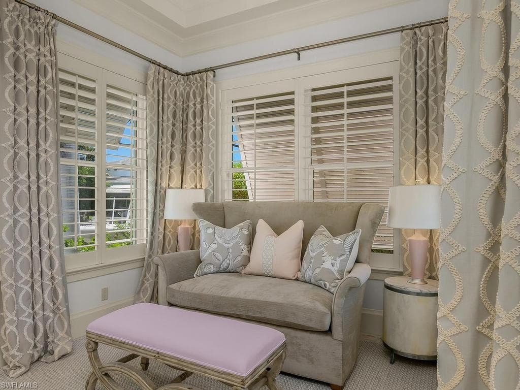 580 15th AVE S-24